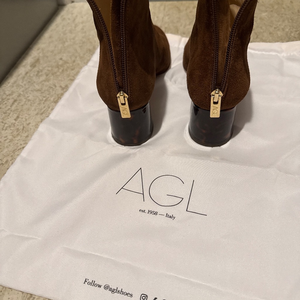 Brown ankle boot - Picture 3 of 4